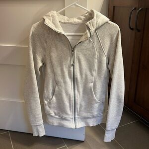 Lululemon size 4 Scuba sweatshirt